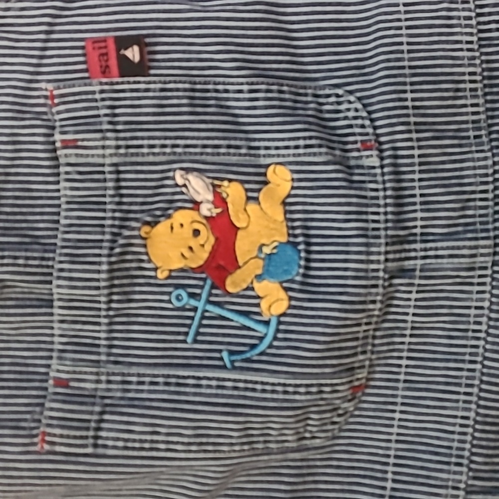 VINTAGE DISNEY WINNIE THE POOH SHORT OVERALLS - Picture 3 of 12